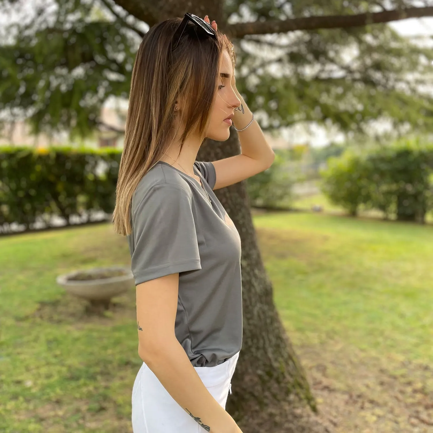 Women's T-Shirts Short Sleeve Quick Dry Athletic V-Neck Tee Shirt Running